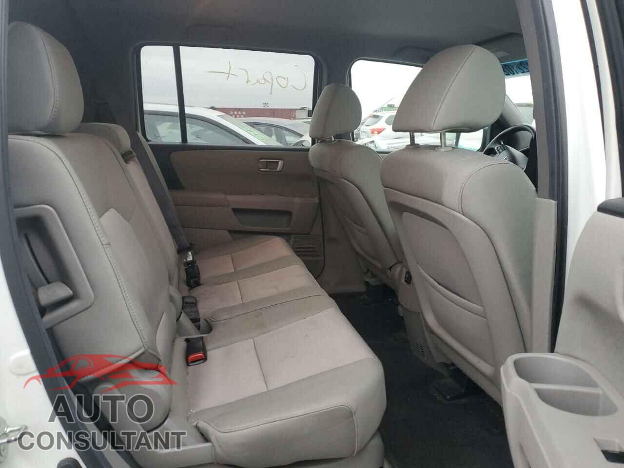 HONDA PILOT 2012 - 5FNYF4H40CB014745