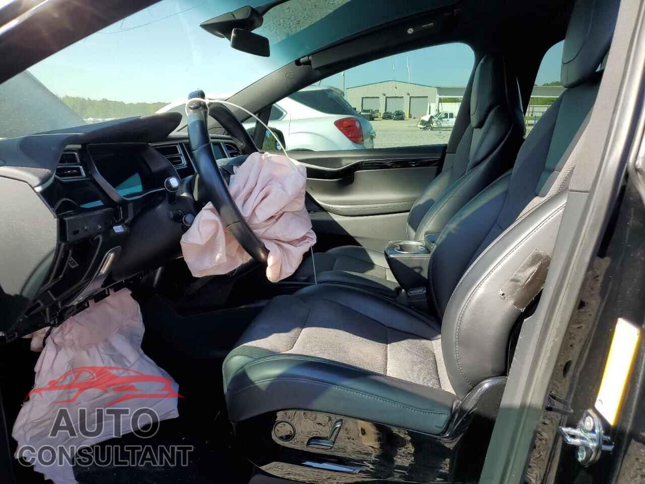 TESLA MODEL X 2017 - 5YJXCDE26HF038272