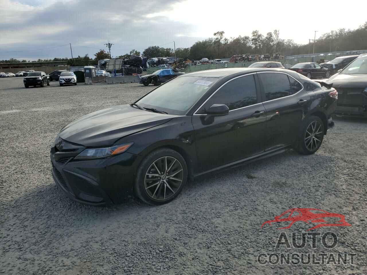 TOYOTA CAMRY 2021 - 4T1G11AK3MU489389