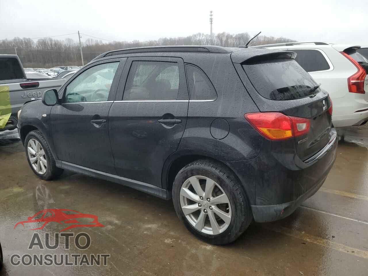 MITSUBISHI OUTLANDER 2013 - 4A4AR4AUXDE019501