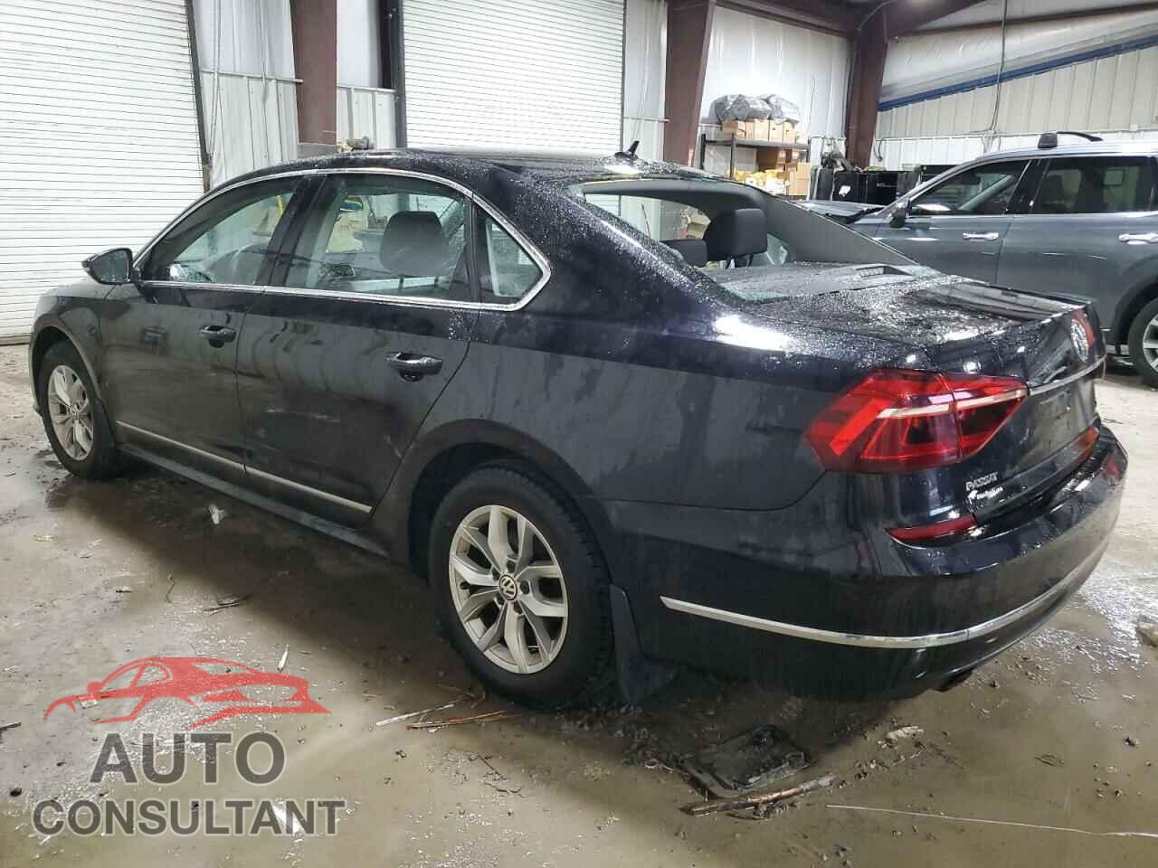 VOLKSWAGEN PASSAT 2017 - 1VWAT7A33HC054039