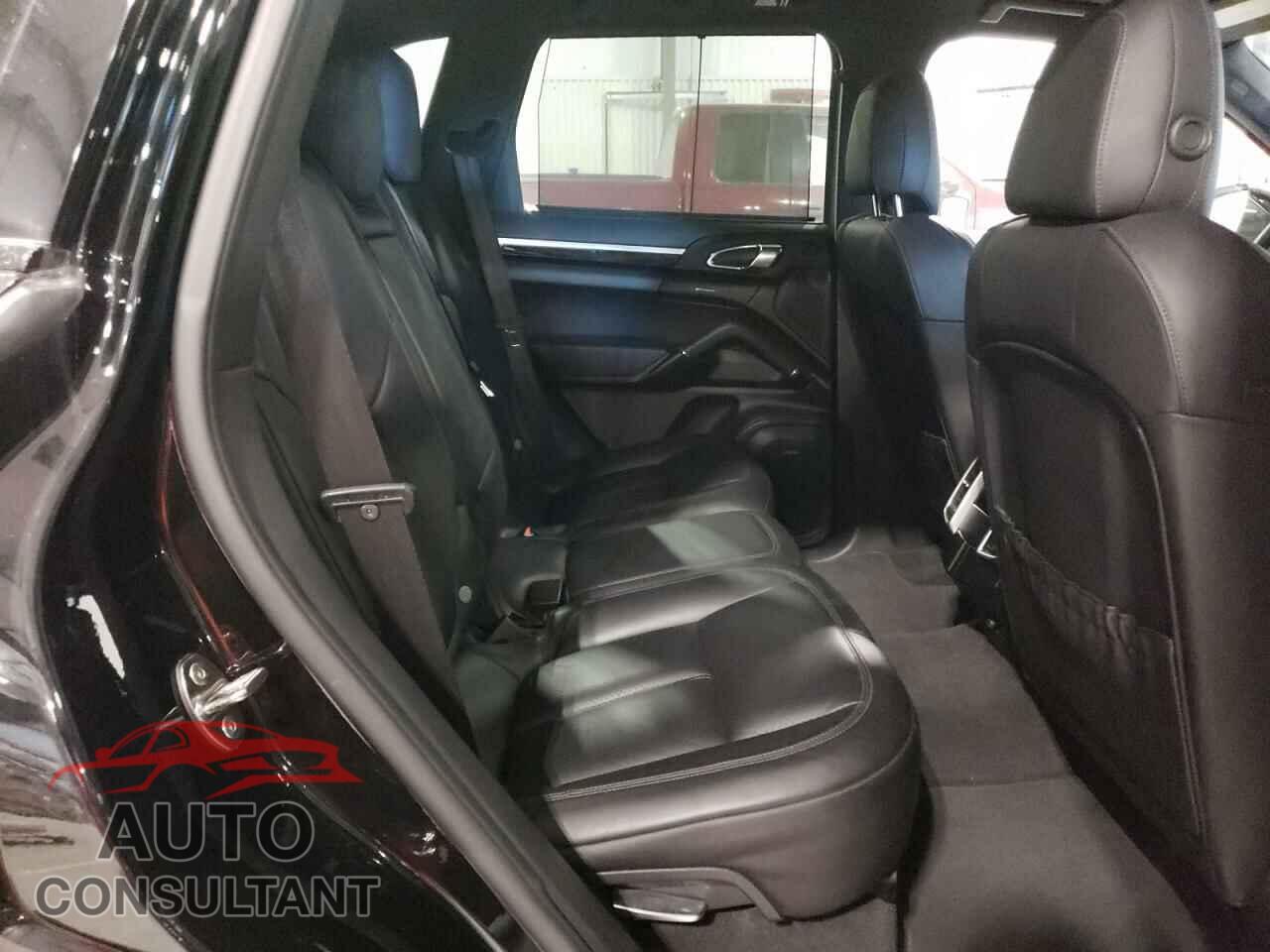 PORSCHE CAYENNE 2016 - WP1AB2A2XGLA94969