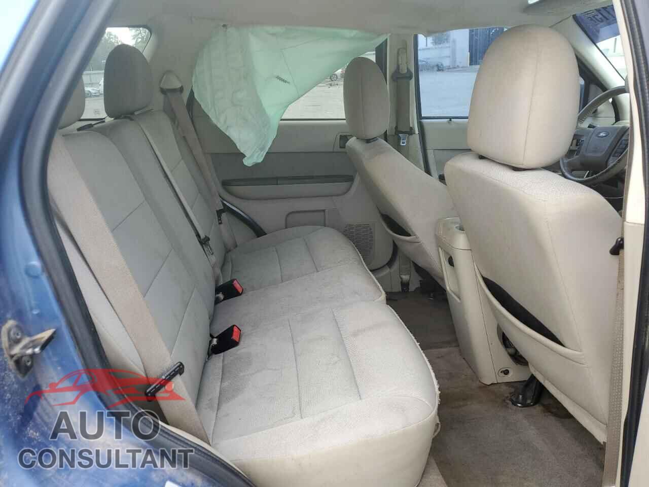 FORD ESCAPE 2010 - 1FMCU0D75AKB65357