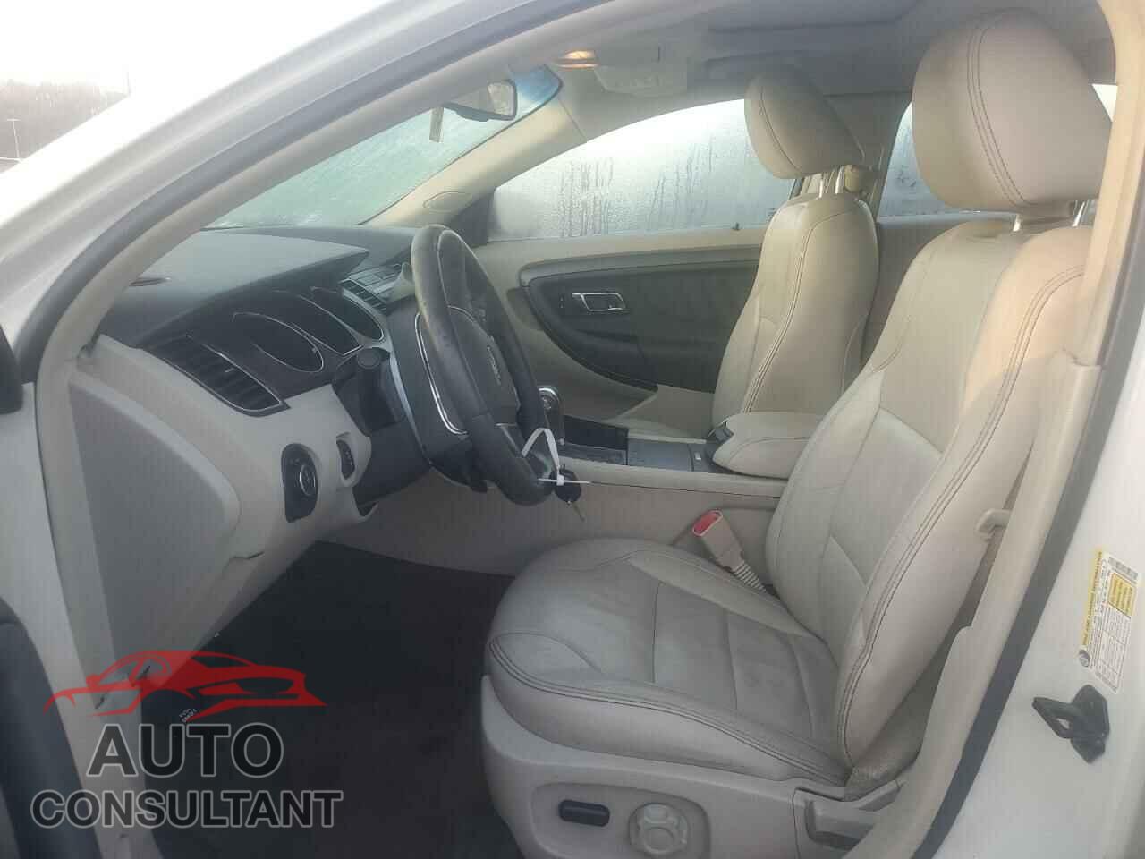 FORD TAURUS 2011 - 1FAHP2EW0BG190339
