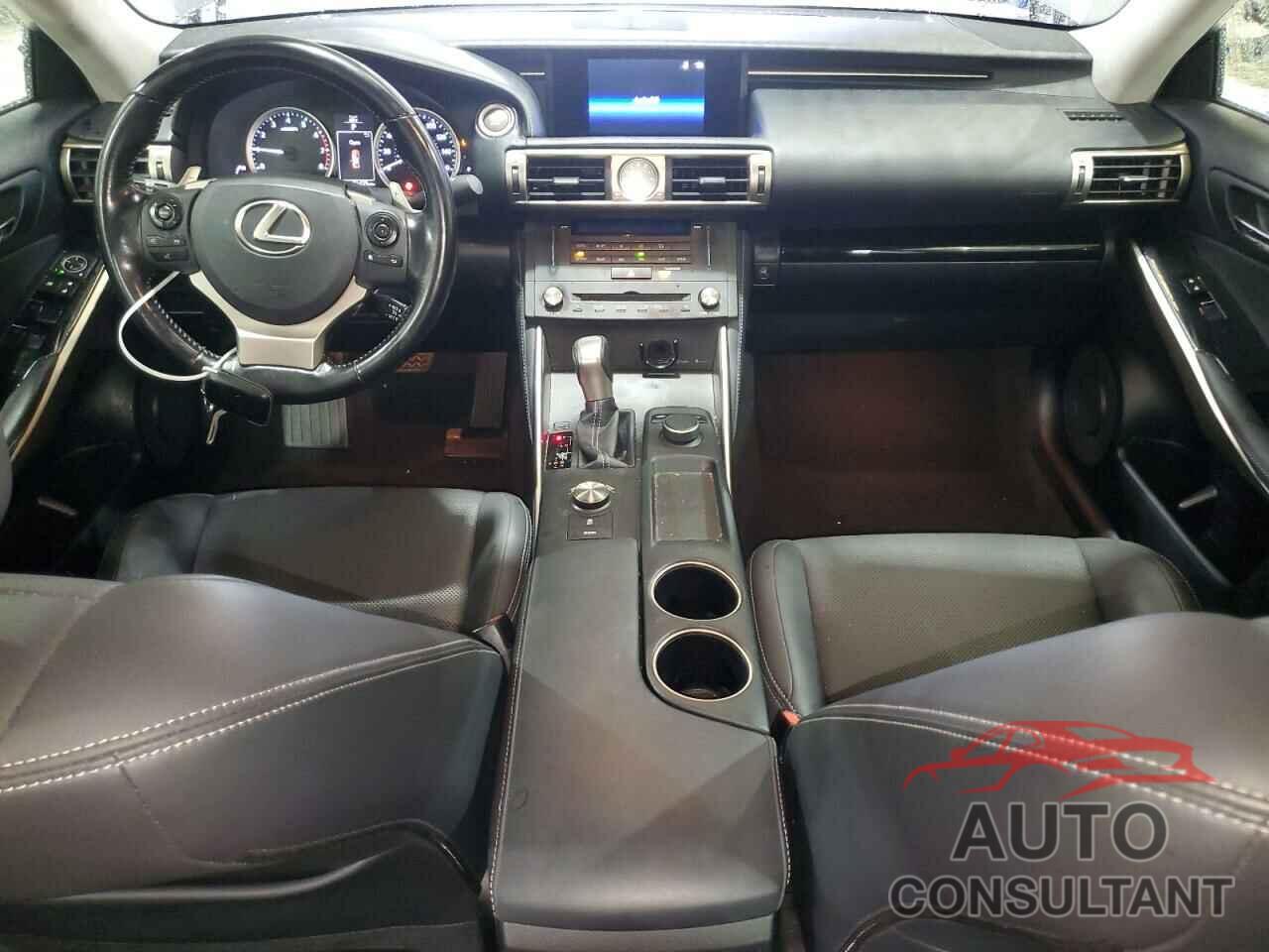 LEXUS IS 2016 - JTHBA1D20G5027086
