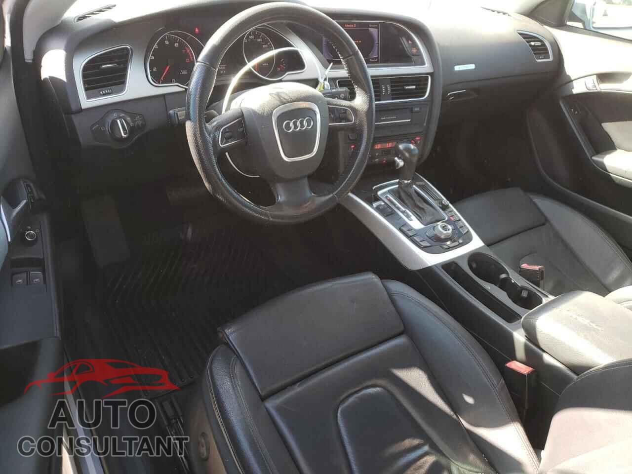 AUDI A5 2012 - WAULFAFR8CA015557