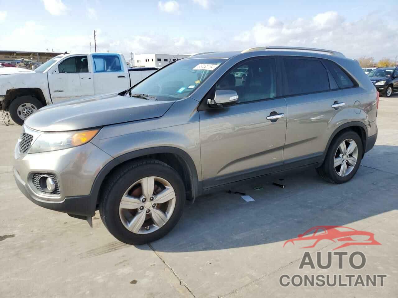 KIA SORENTO 2013 - 5XYKU3A66DG332820