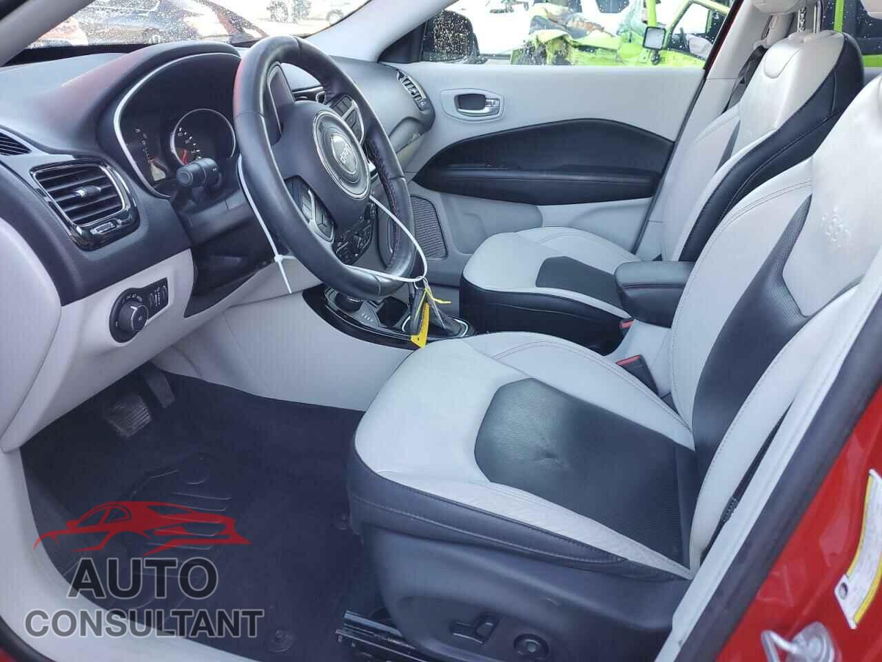 JEEP COMPASS 2018 - 3C4NJDCB0JT145552