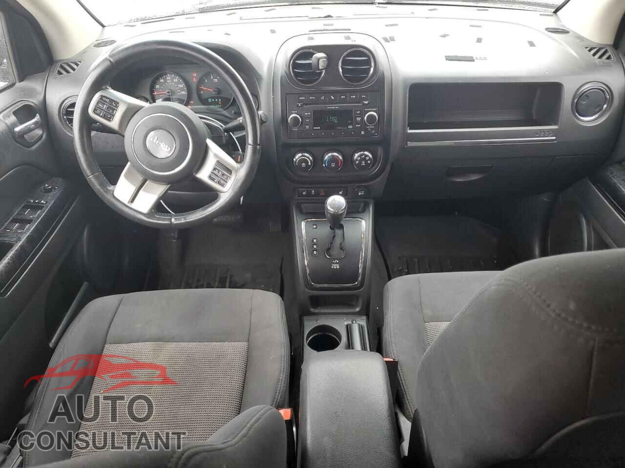 JEEP COMPASS 2011 - 1J4NF1FB3BD258974