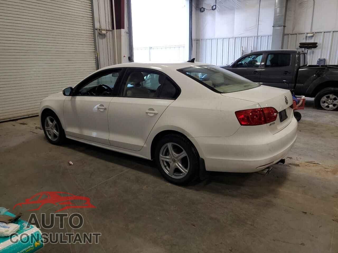 VOLKSWAGEN JETTA 2012 - 3VW3L7AJ2CM094286