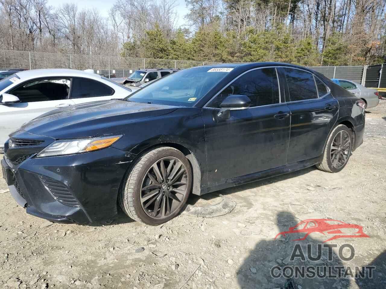 TOYOTA CAMRY 2018 - 4T1B61HK9JU055569