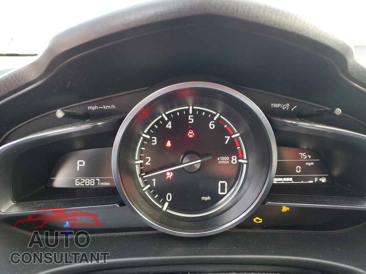 MAZDA 3 2017 - 3MZBN1W32HM138775