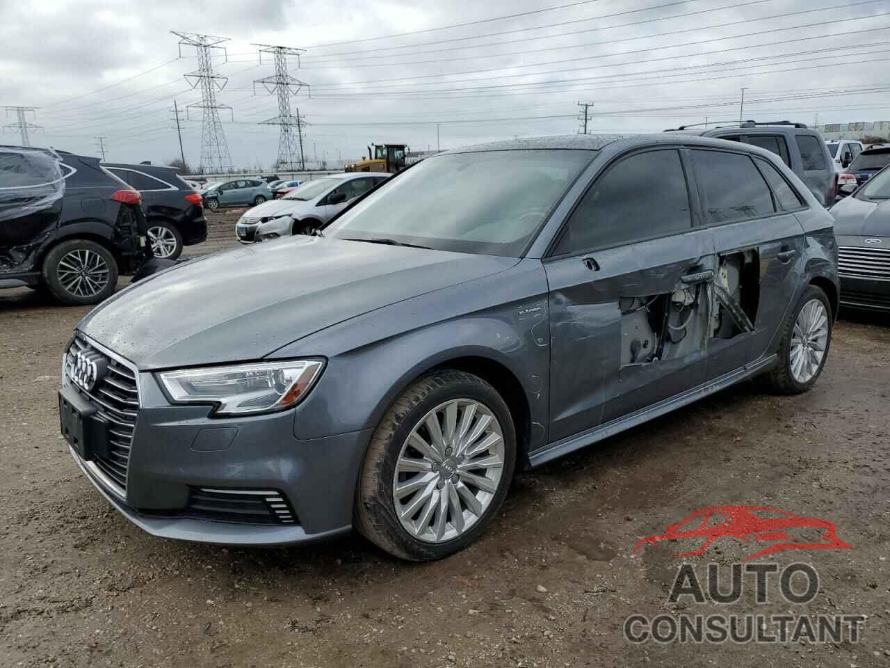 AUDI A3 2017 - WAUUPBFF7HA049025