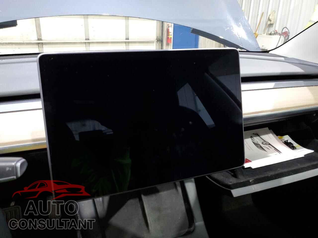 TESLA MODEL 3 2021 - 5YJ3E1EA1MF908129