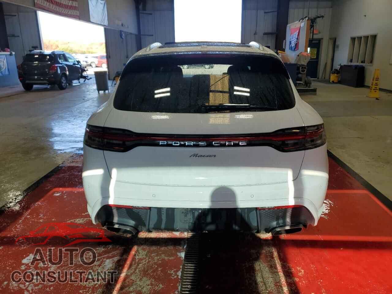 PORSCHE MACAN BASE 2023 - WP1AA2A55PLB12856