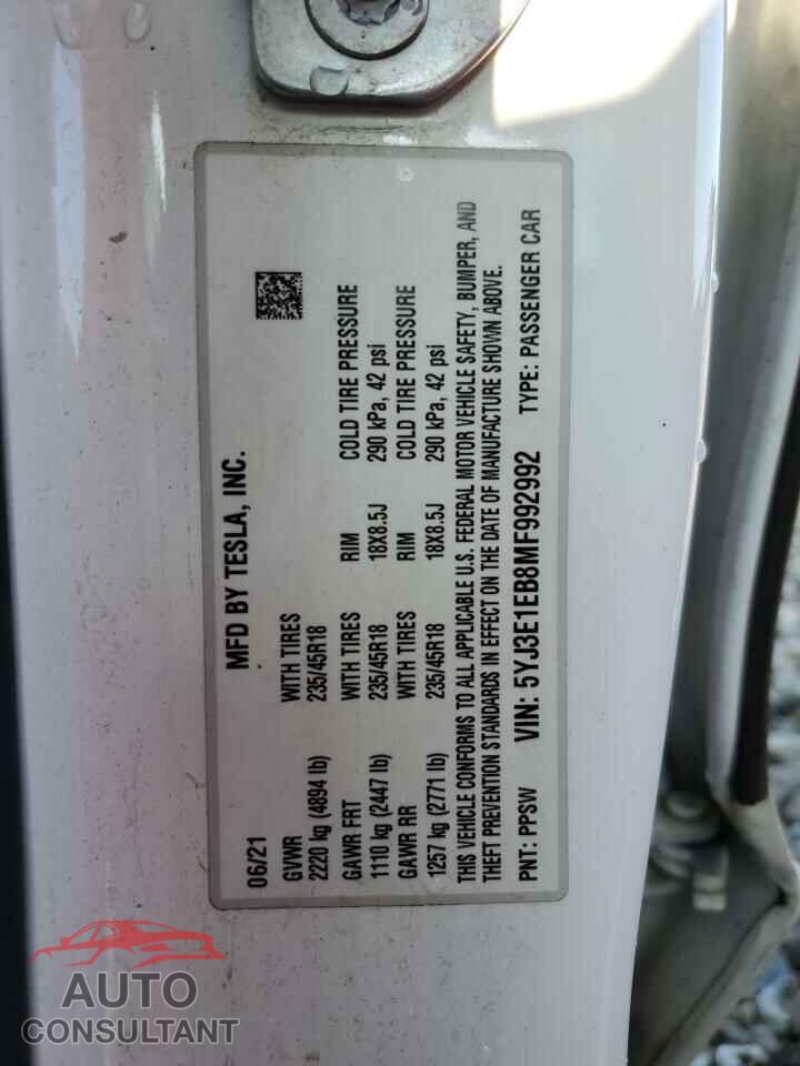 TESLA MODEL 3 2021 - 5YJ3E1EB8MF992992