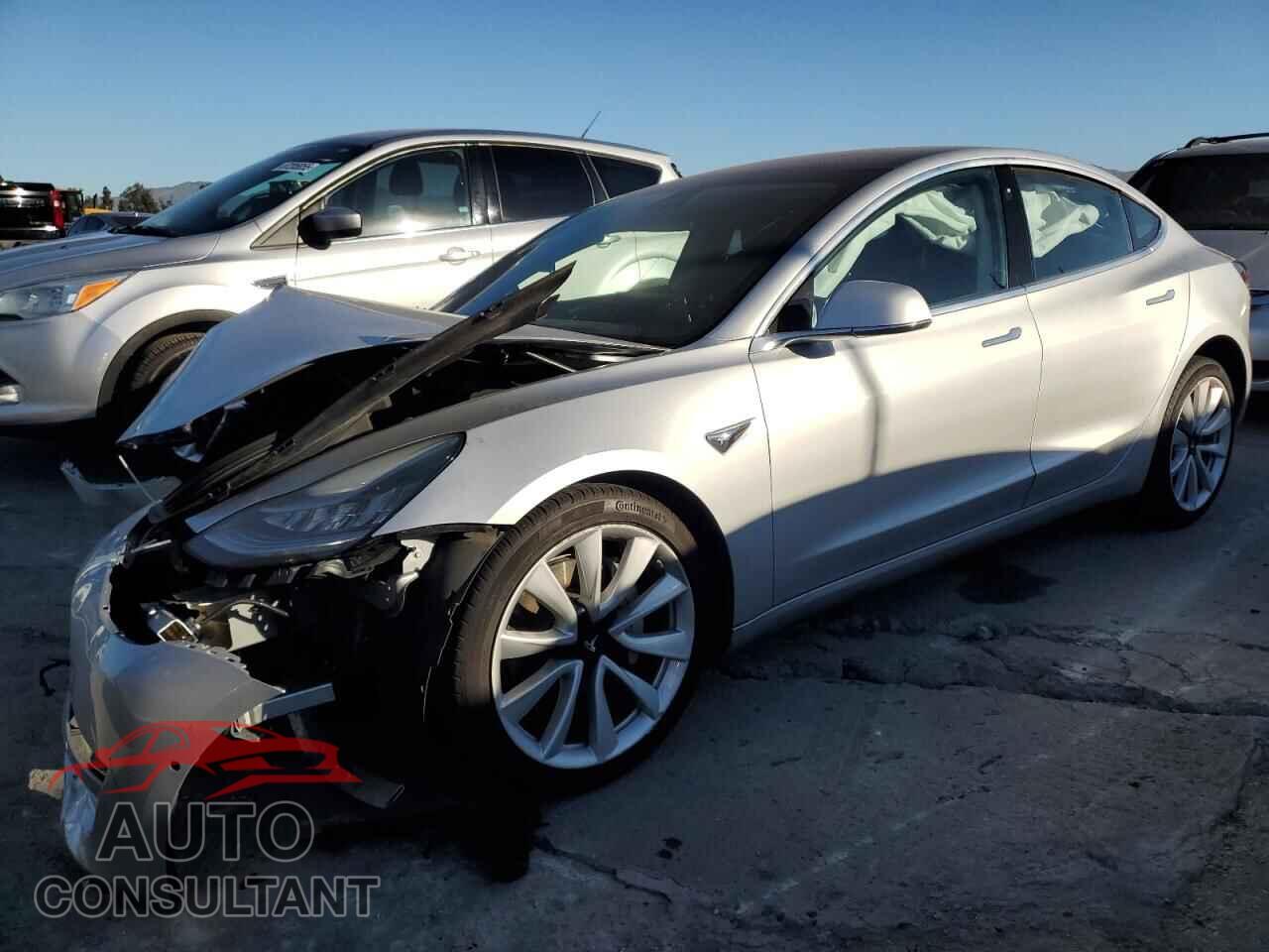 TESLA MODEL 3 2018 - 5YJ3E1EA4JF010961