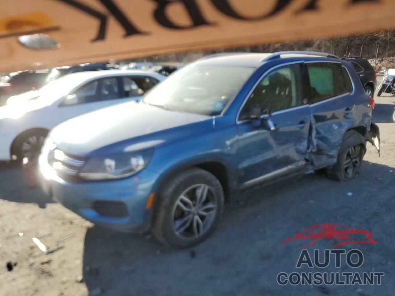 VOLKSWAGEN TIGUAN 2017 - WVGSV7AX1HW512966