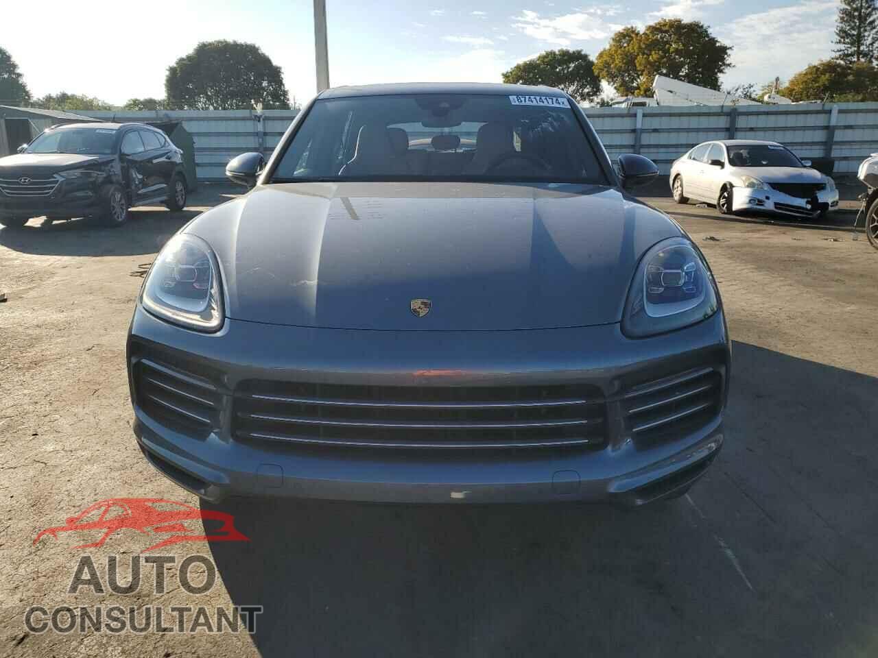 PORSCHE CAYENNE 2019 - WP1AA2AY8KDA11551