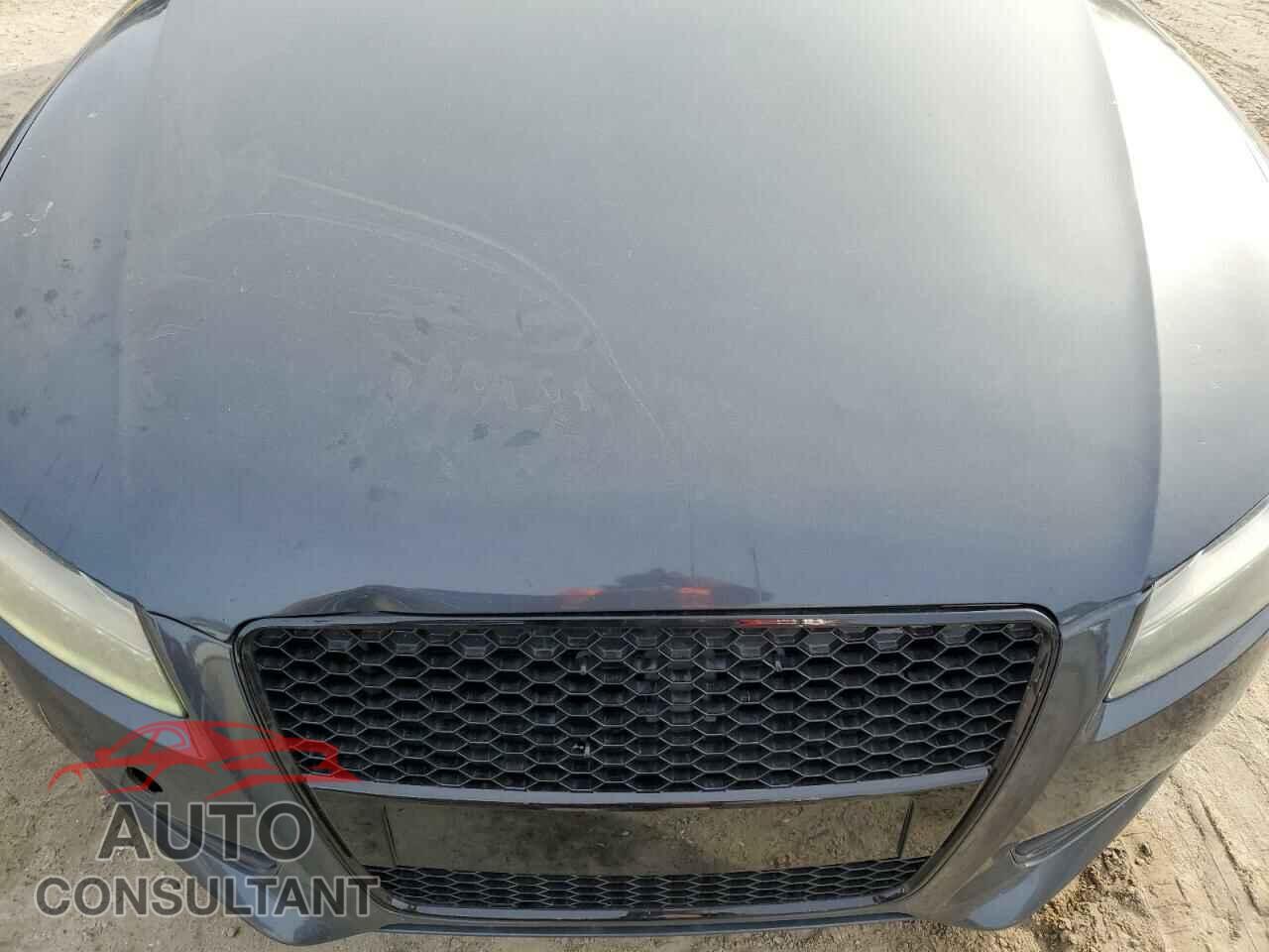 AUDI A5 2010 - WAURFAFR4AA069509