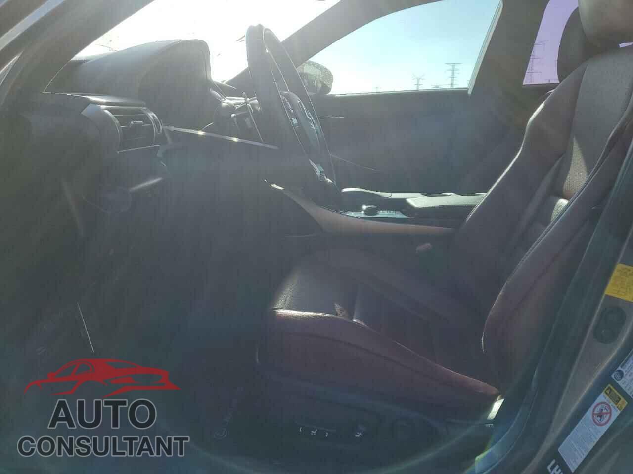 LEXUS IS 2014 - JTHCE1D23E5003015