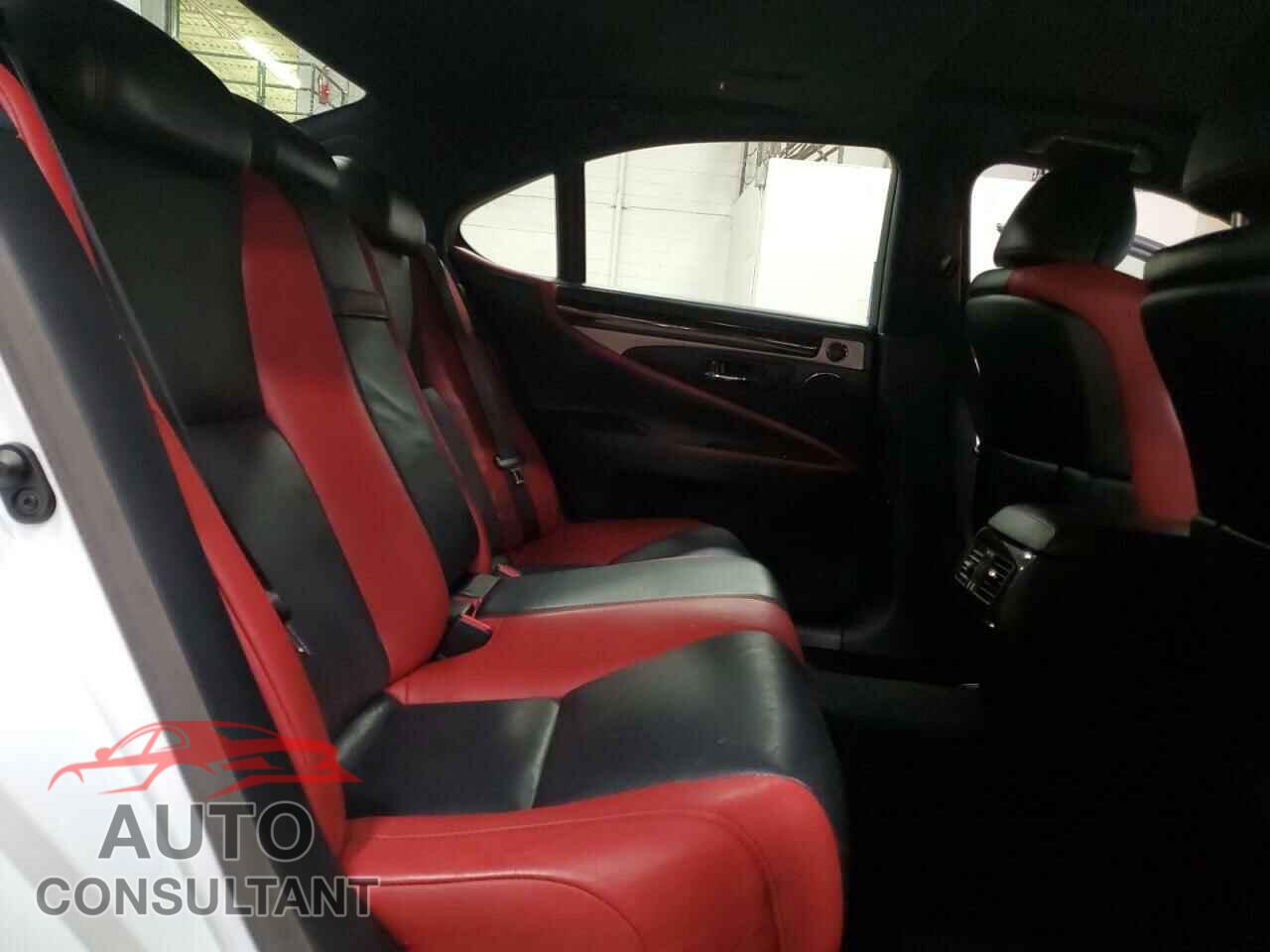 LEXUS LS460 2015 - JTHCL5EF8F5024345