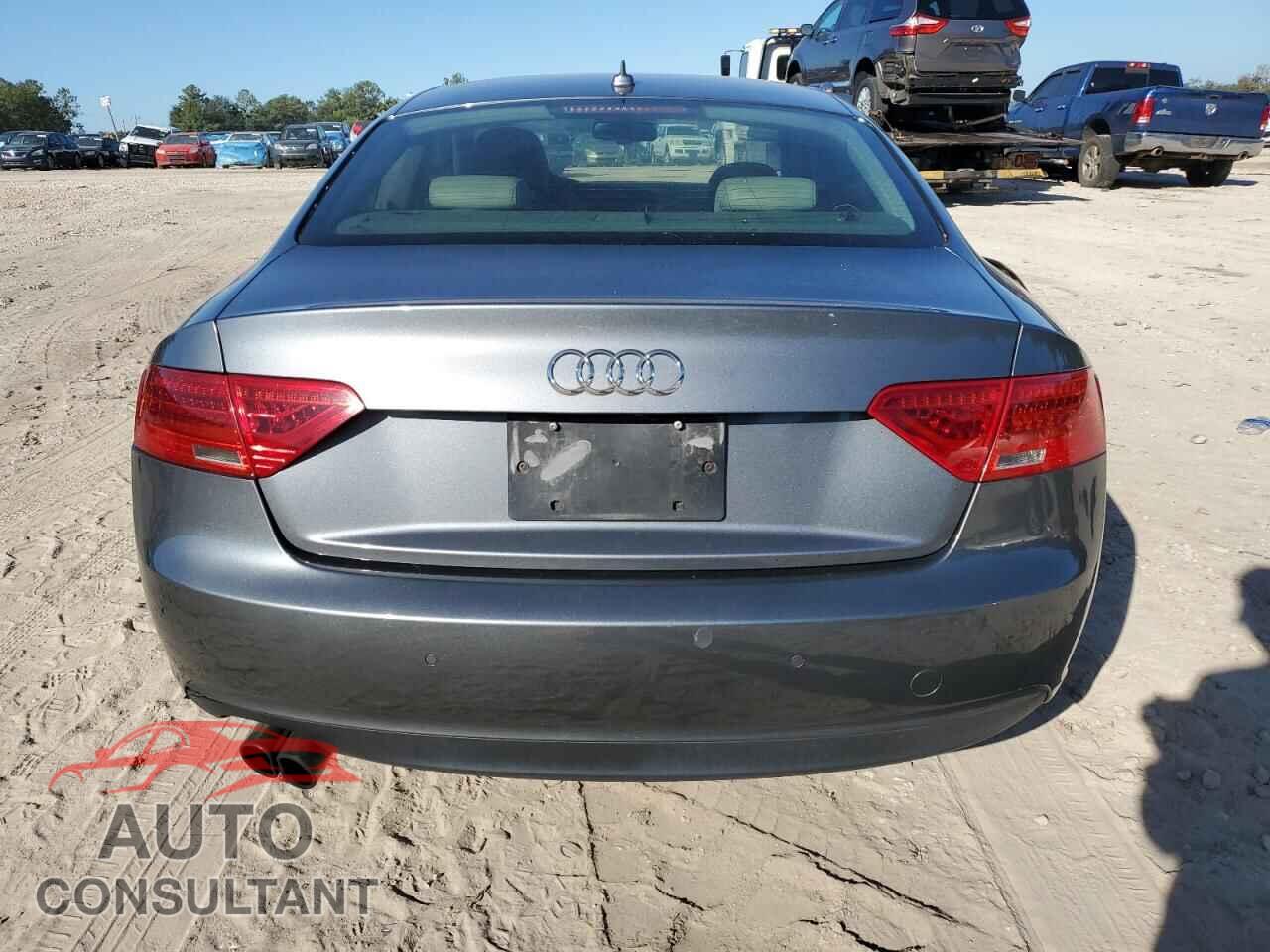 AUDI A5 2013 - WAULFAFR8DA042923