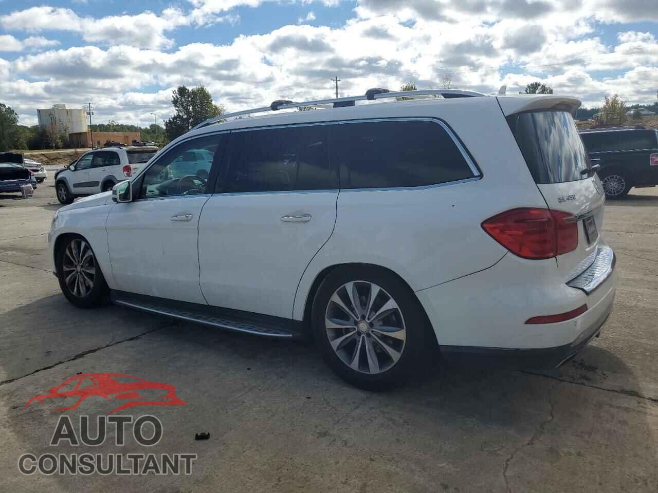 MERCEDES-BENZ GL-CLASS 2015 - 4JGDF6EE3FA519534