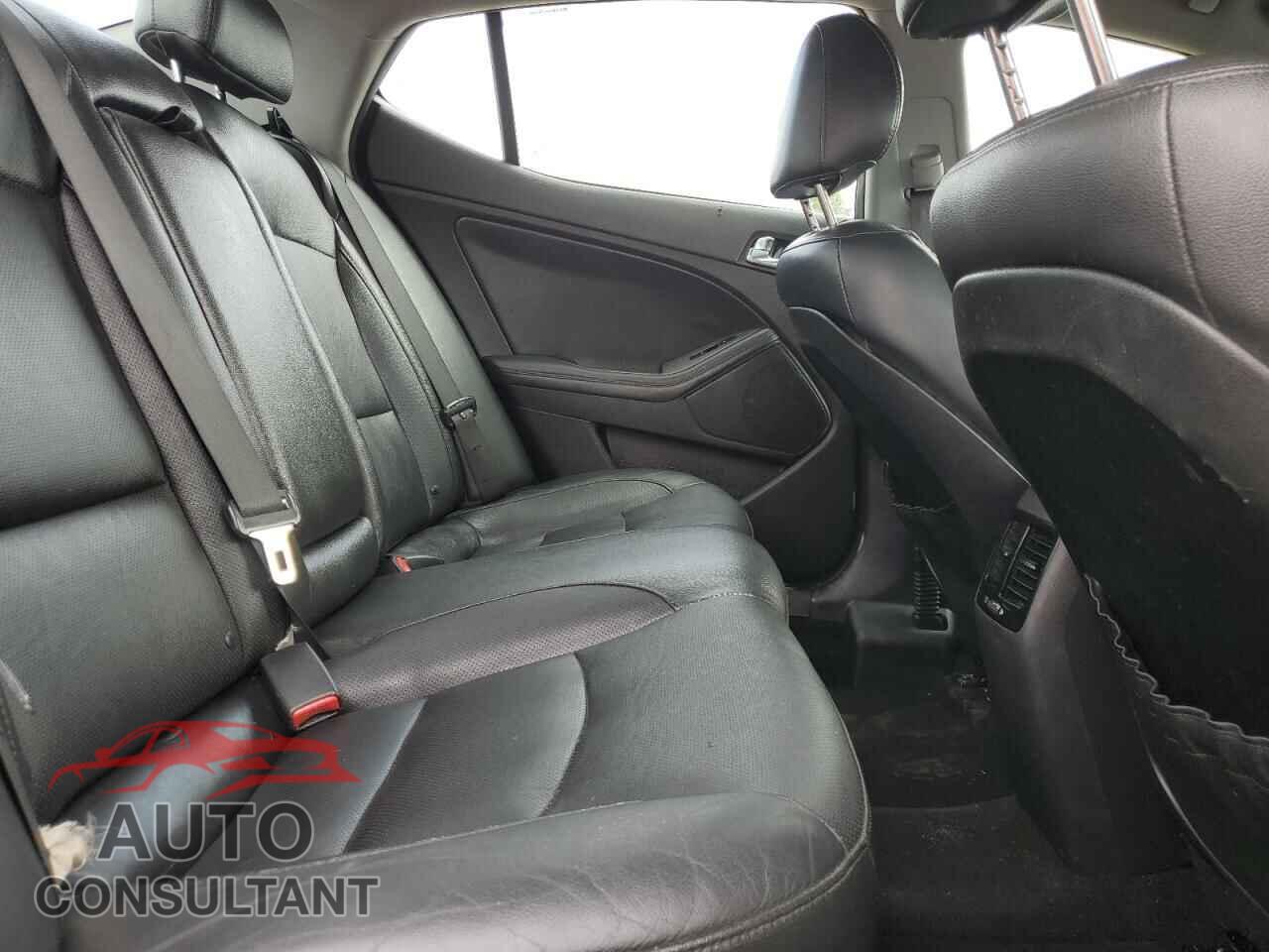 KIA OPTIMA 2013 - 5XXGR4A61DG103639