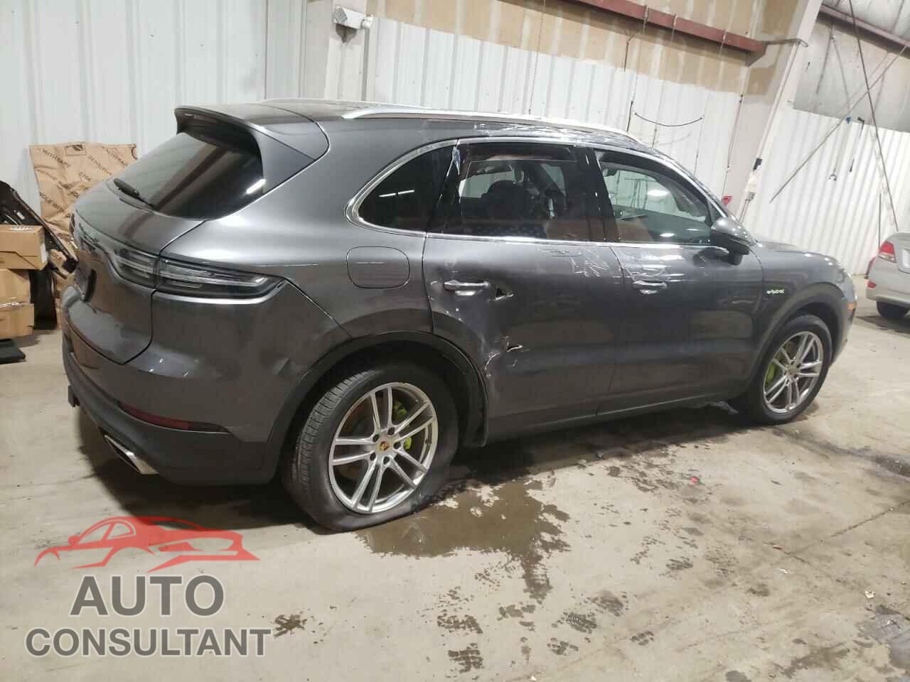 PORSCHE CAYENNE 2022 - WP1AE2AY9NDA27007