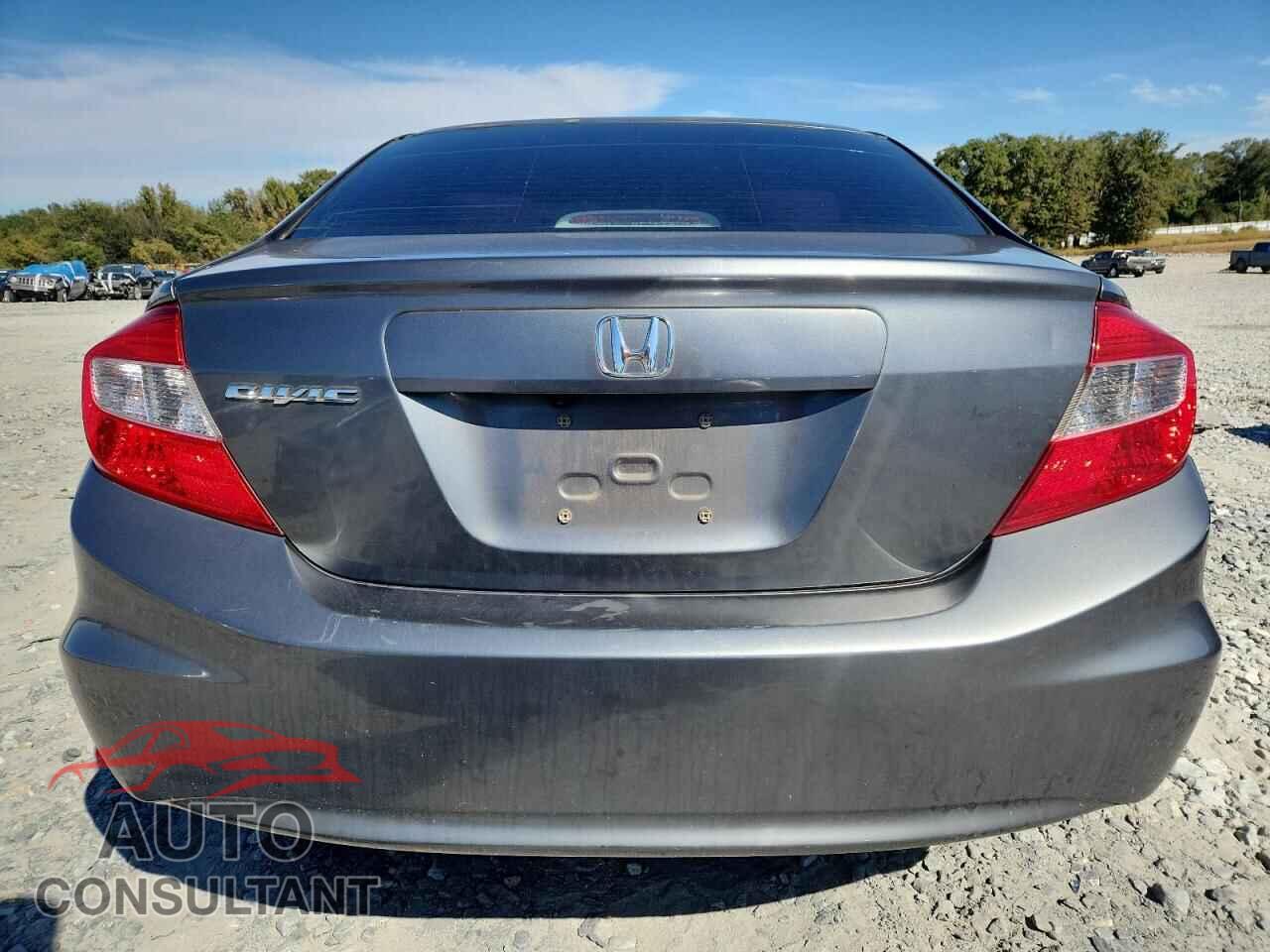 HONDA CIVIC 2012 - 2HGFB2F50CH573629