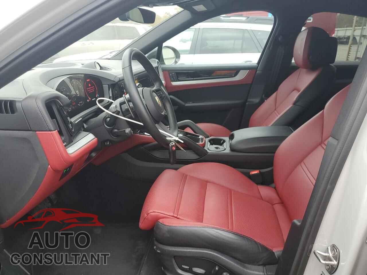 PORSCHE CAYENNE 2024 - WP1BA2AY3RDA52913