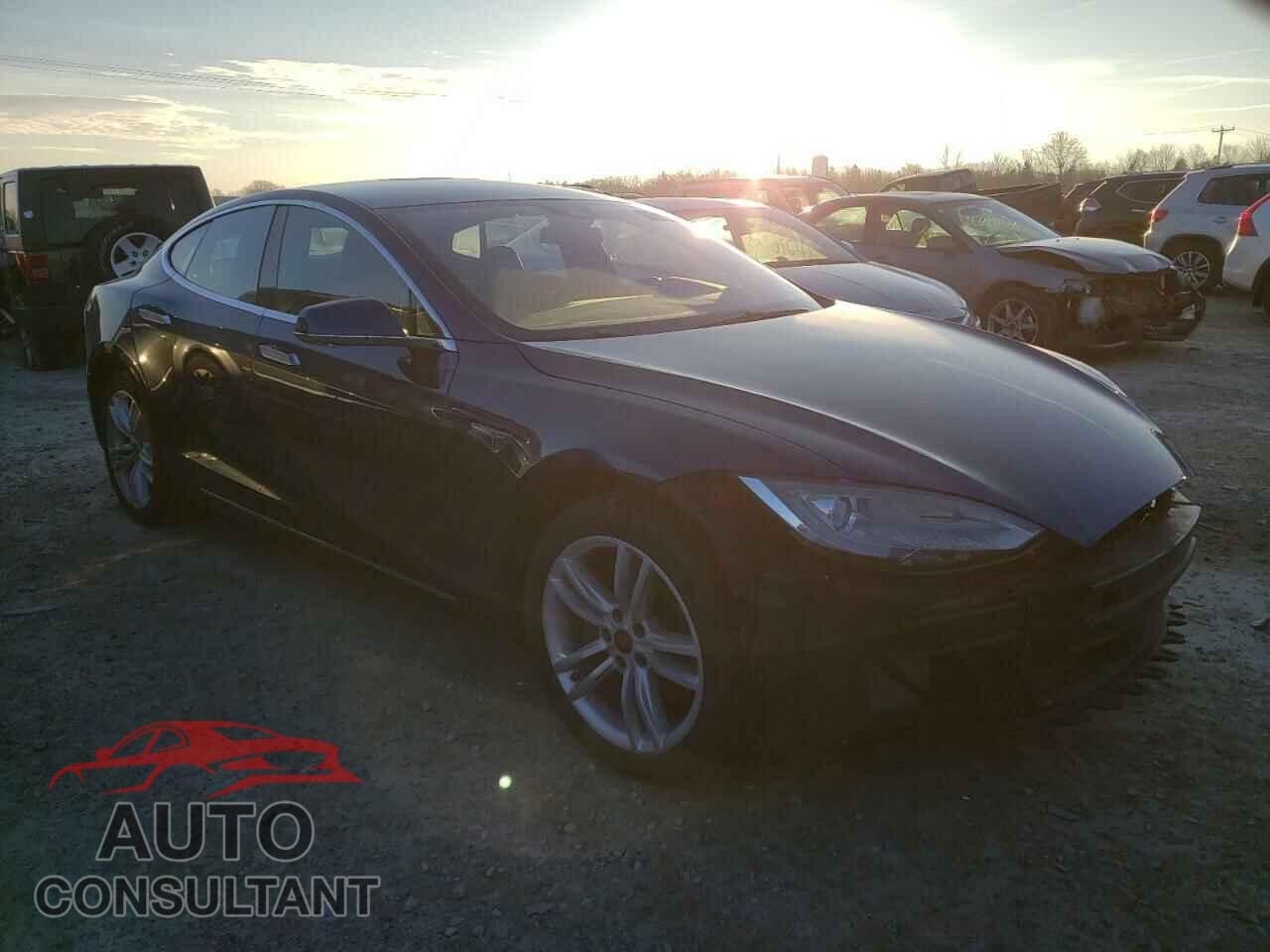 TESLA MODEL S 2015 - 5YJSA1S2XFF098734