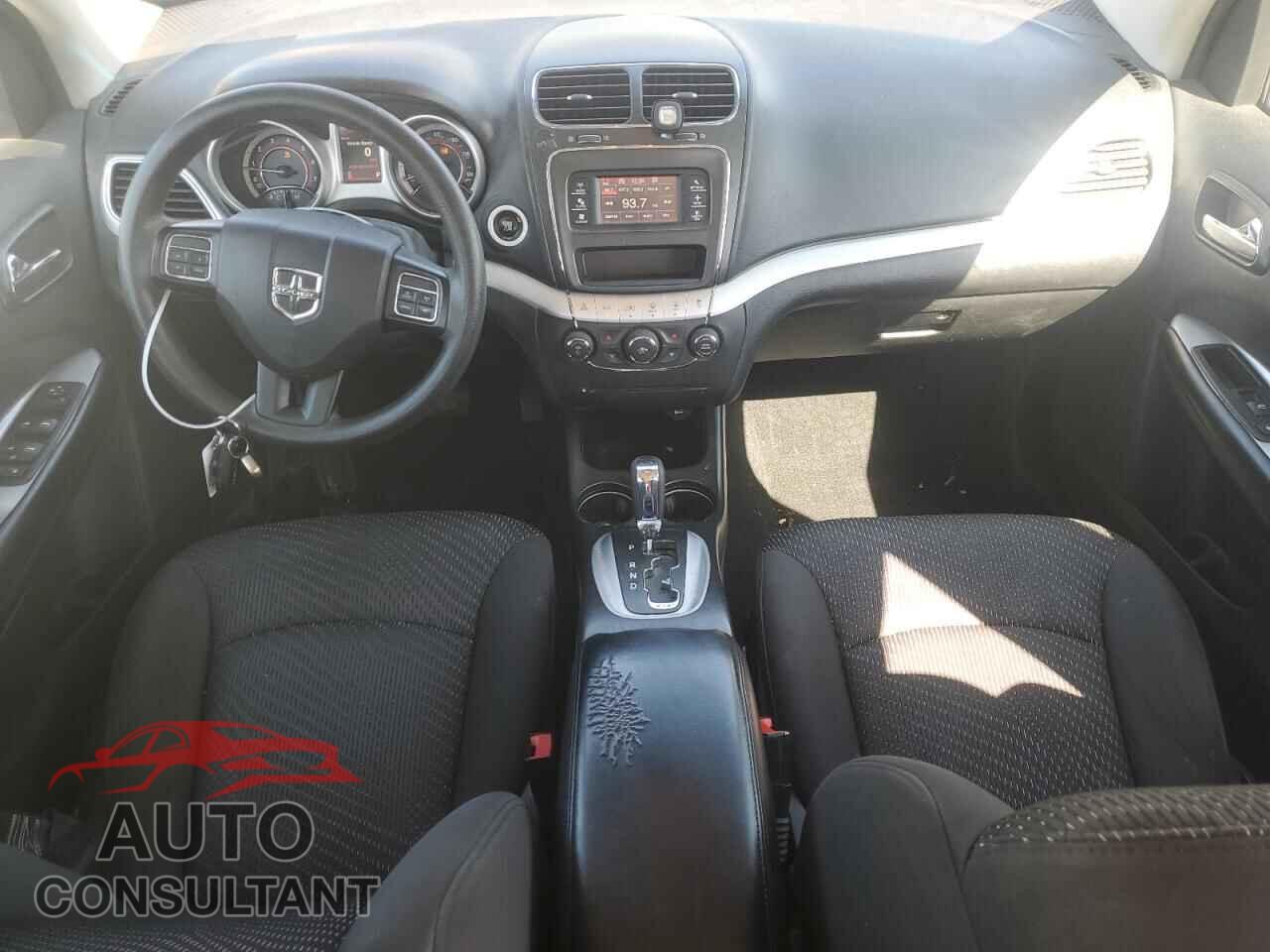 DODGE JOURNEY 2015 - 3C4PDCAB2FT739080
