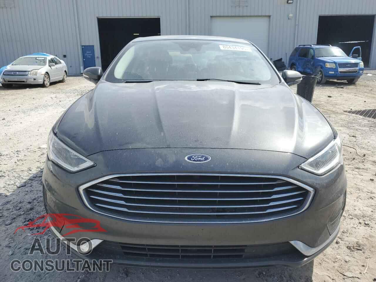 FORD FUSION 2019 - 3FA6P0CD0KR144628