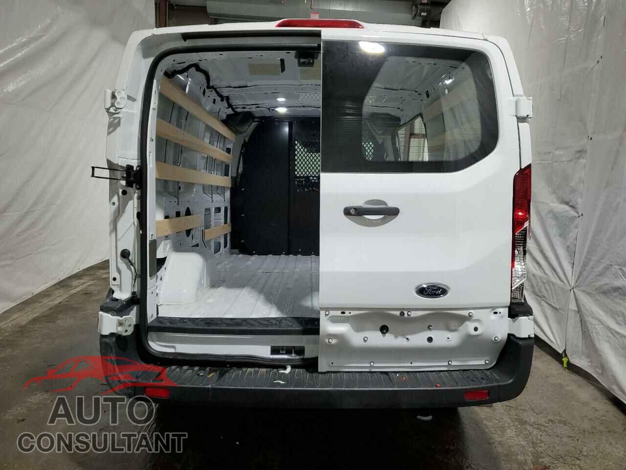 FORD TRANSIT 2023 - 1FTBR1Y82PKB07578