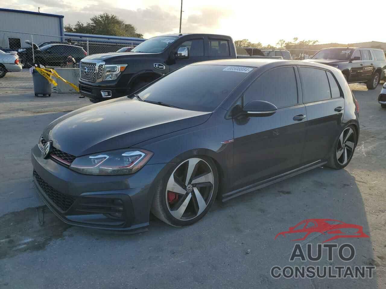VOLKSWAGEN GTI 2018 - 3VW547AU7JM252439