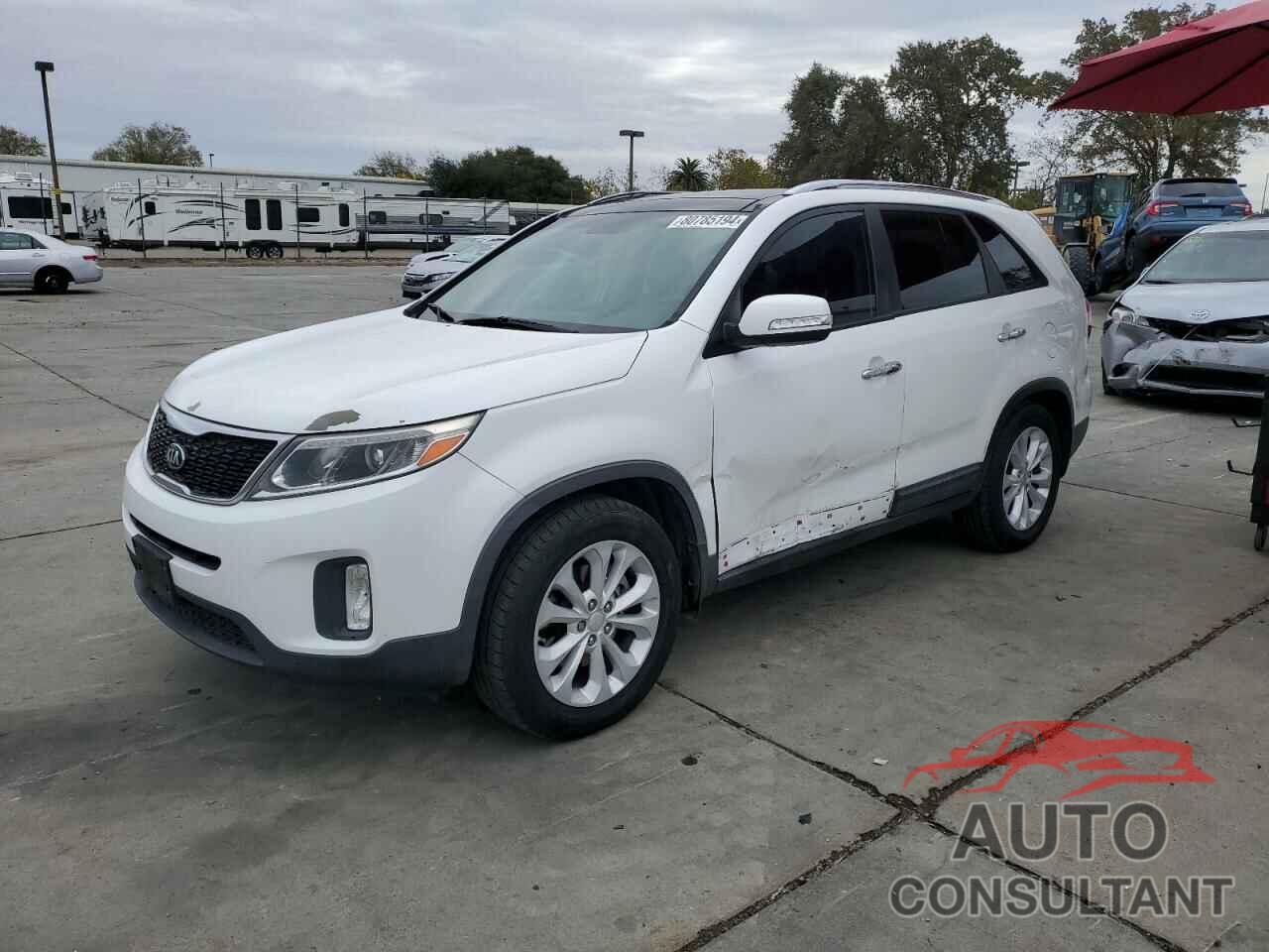 KIA SORENTO 2015 - 5XYKU4A70FG641586