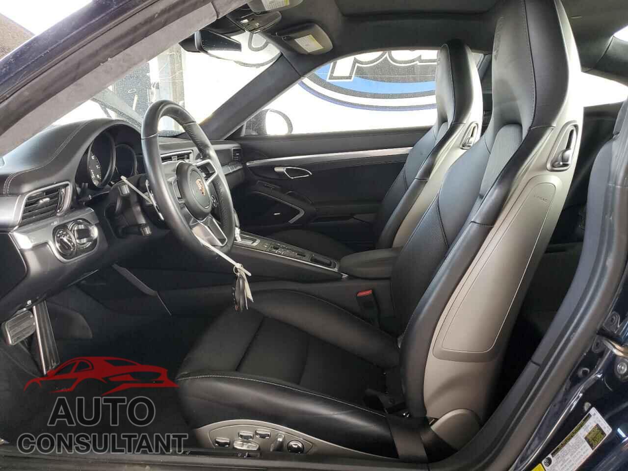 PORSCHE 911 2017 - WP0AA2A98HS107484