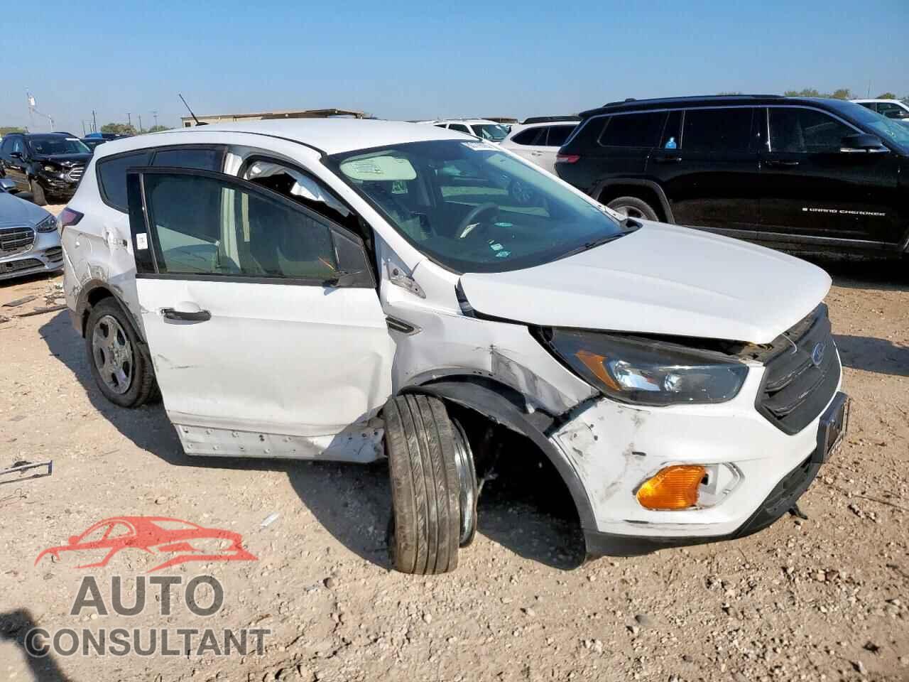 FORD ESCAPE 2018 - 1FMCU0F76JUD28762