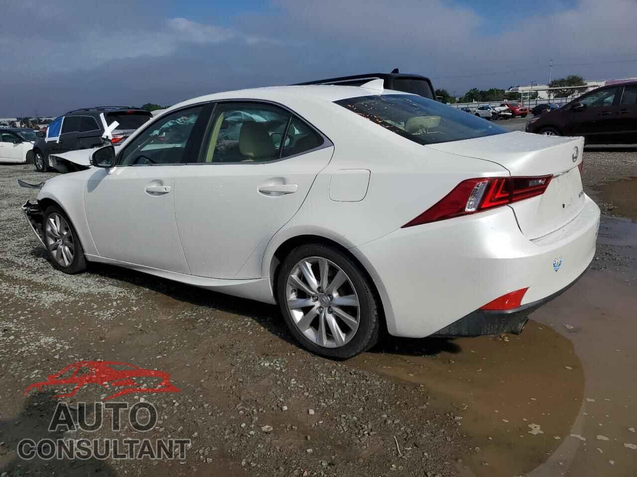 LEXUS IS 2014 - JTHBF1D23E5032670