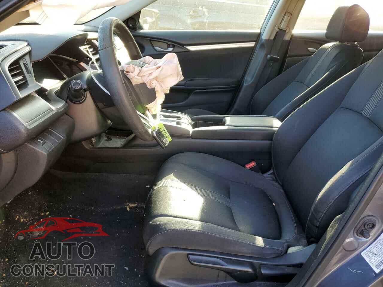 HONDA CIVIC 2018 - 2HGFC2F76JH577194