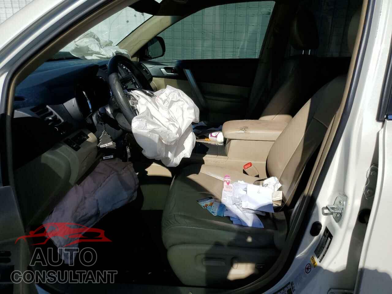 TOYOTA HIGHLANDER 2013 - 5TDZK3EH8DS109097