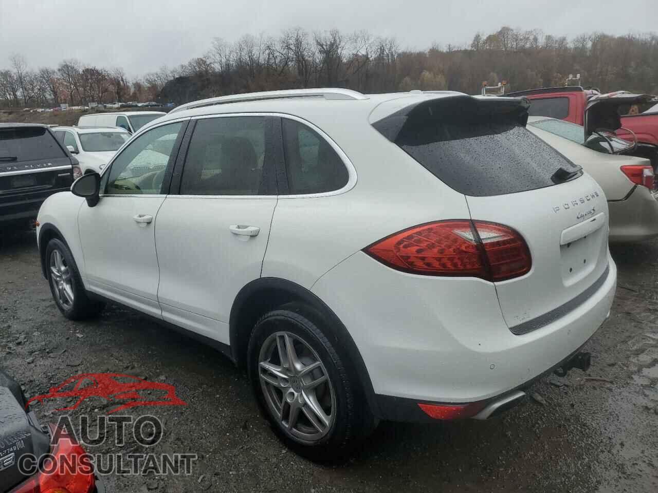 PORSCHE CAYENNE 2012 - WP1AB2A22CLA48014