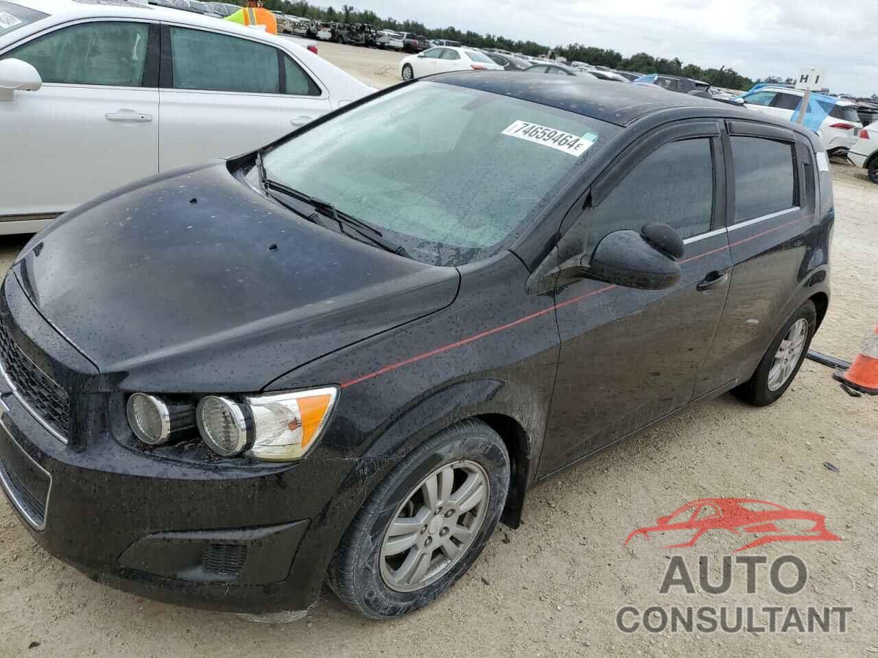 CHEVROLET SONIC 2015 - 1G1JC6SH5F4147569