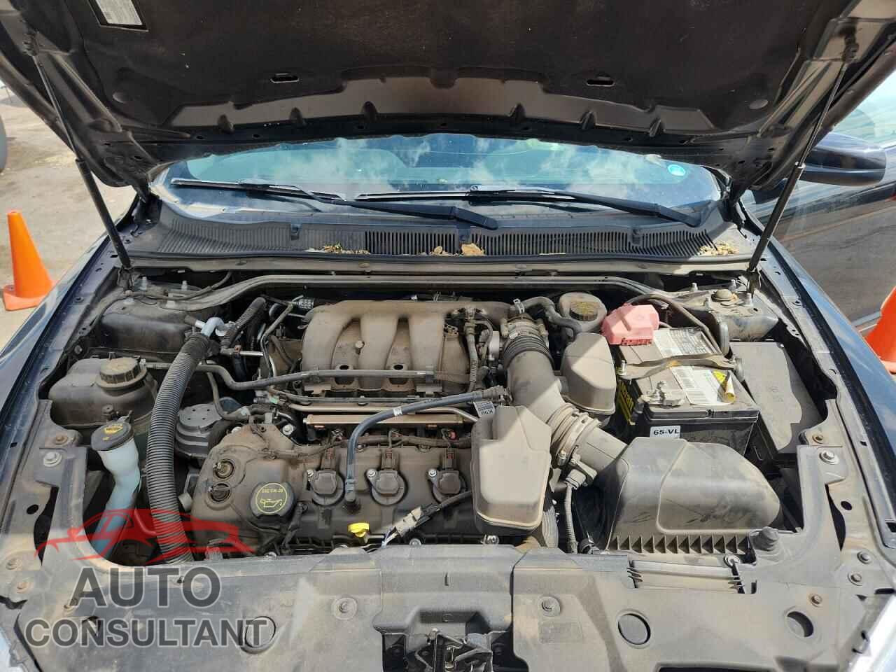 FORD TAURUS 2015 - 1FAHP2E82FG172903