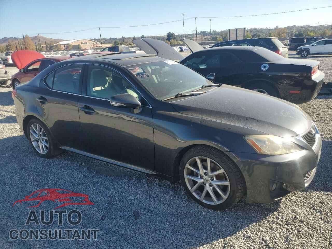 LEXUS IS 2011 - JTHBF5C28B5137211