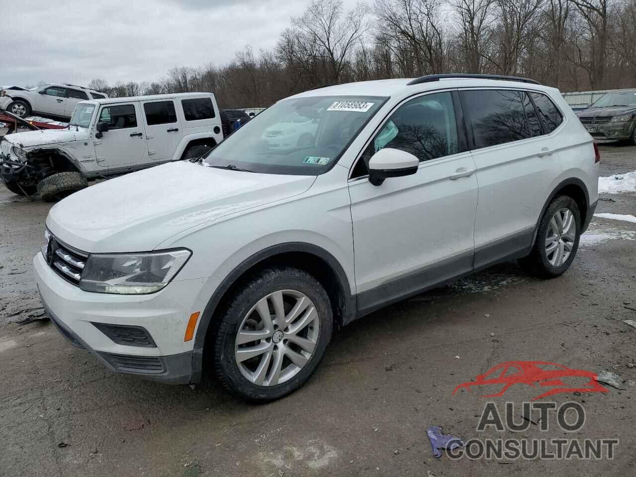 VOLKSWAGEN TIGUAN 2018 - 3VV2B7AX0JM203798