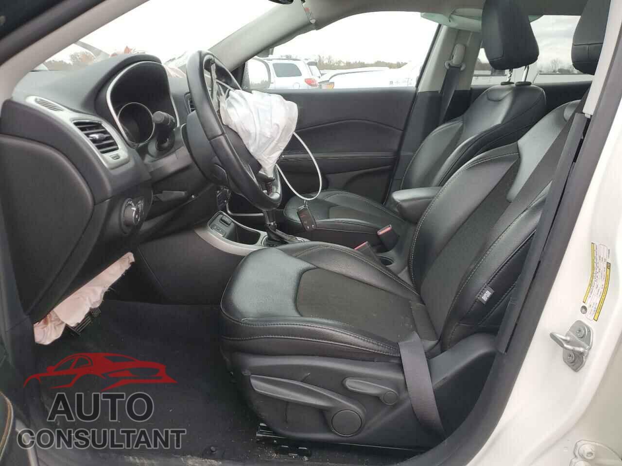 JEEP COMPASS 2020 - 3C4NJCBB9LT248936