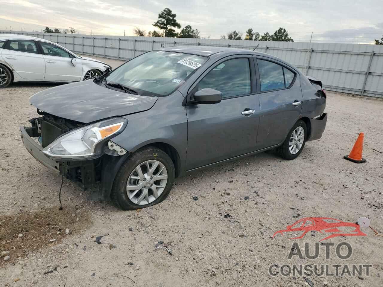 NISSAN VERSA 2018 - 3N1CN7AP1JL878756